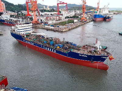 奮戰三季度丨馬尾造船18500DWT油化船(MW516-3/4)順利出塢